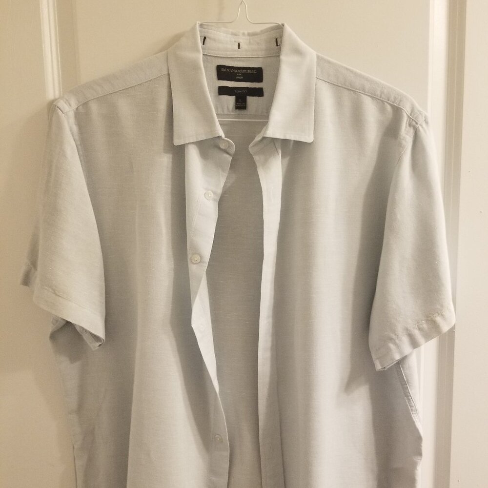 Men's Light Blue short-sleeve collared shirt